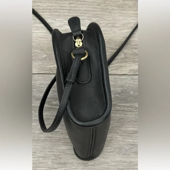 EUC Vtg Coach Black Leather Abbie Small Crossbody Bag J8U-9017 No Hang Tag - Picture 10 of 15